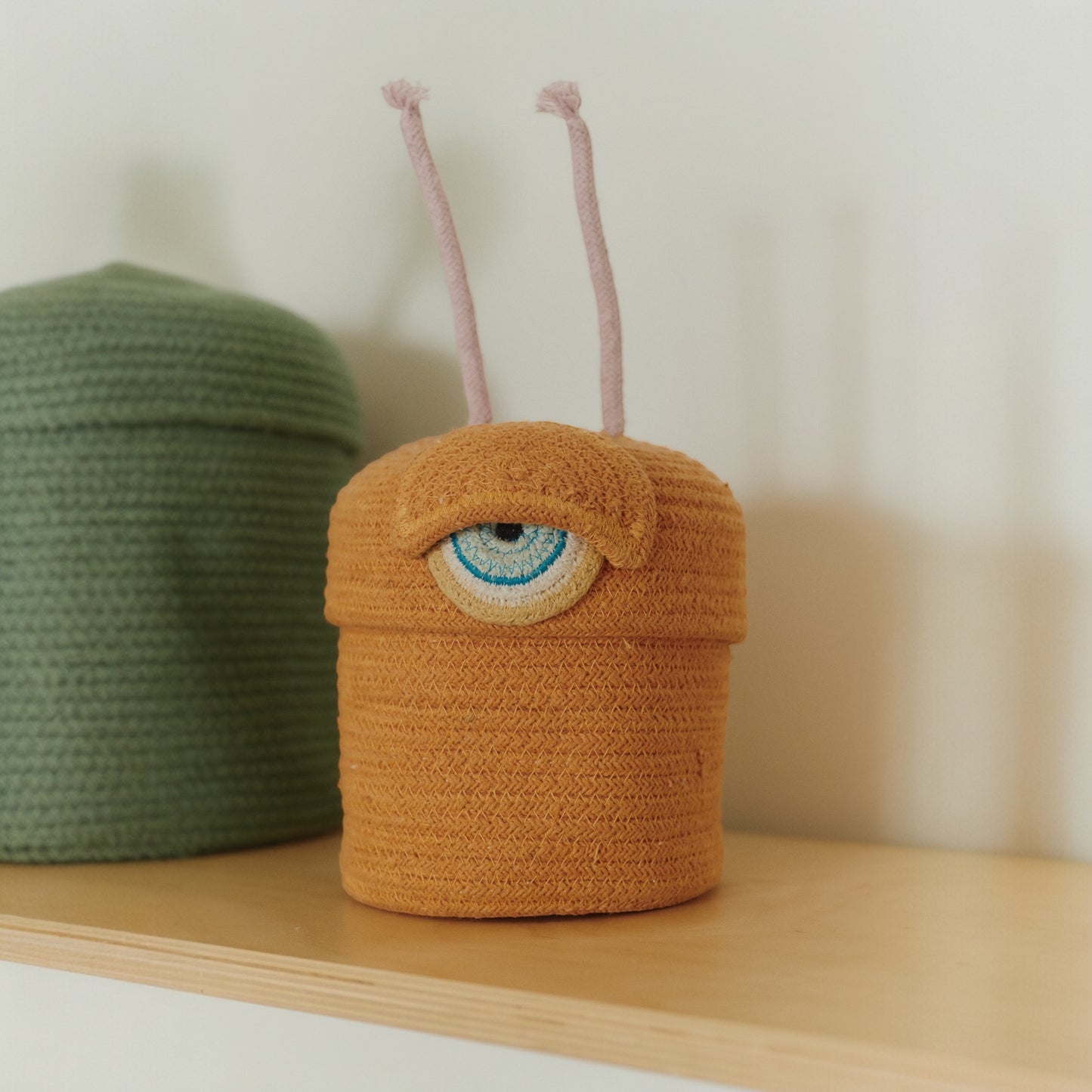 Mini Alien basket by Lorena Canals