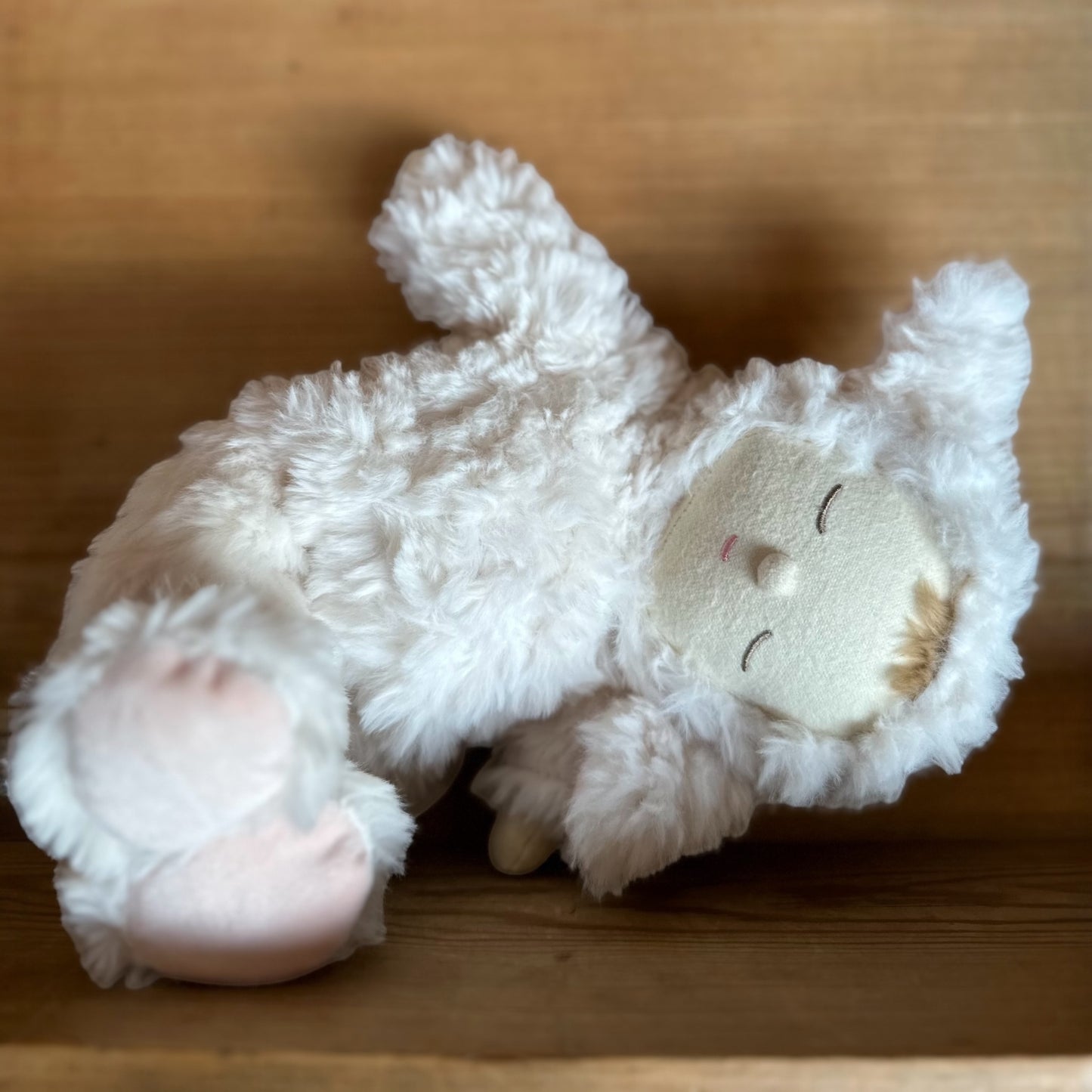 Cuddly sheep by Olliella, color: off white