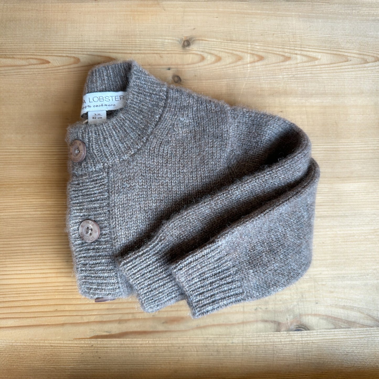 “Nicki” cardigan by Papa Lobster, 0-36 months, made of 100% cashmere, color: chocolate