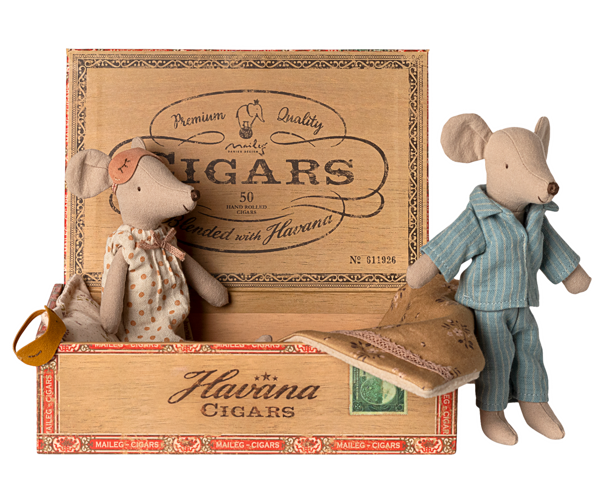 Mama & Papa Mäuse in Zigarrenkiste von Maileg