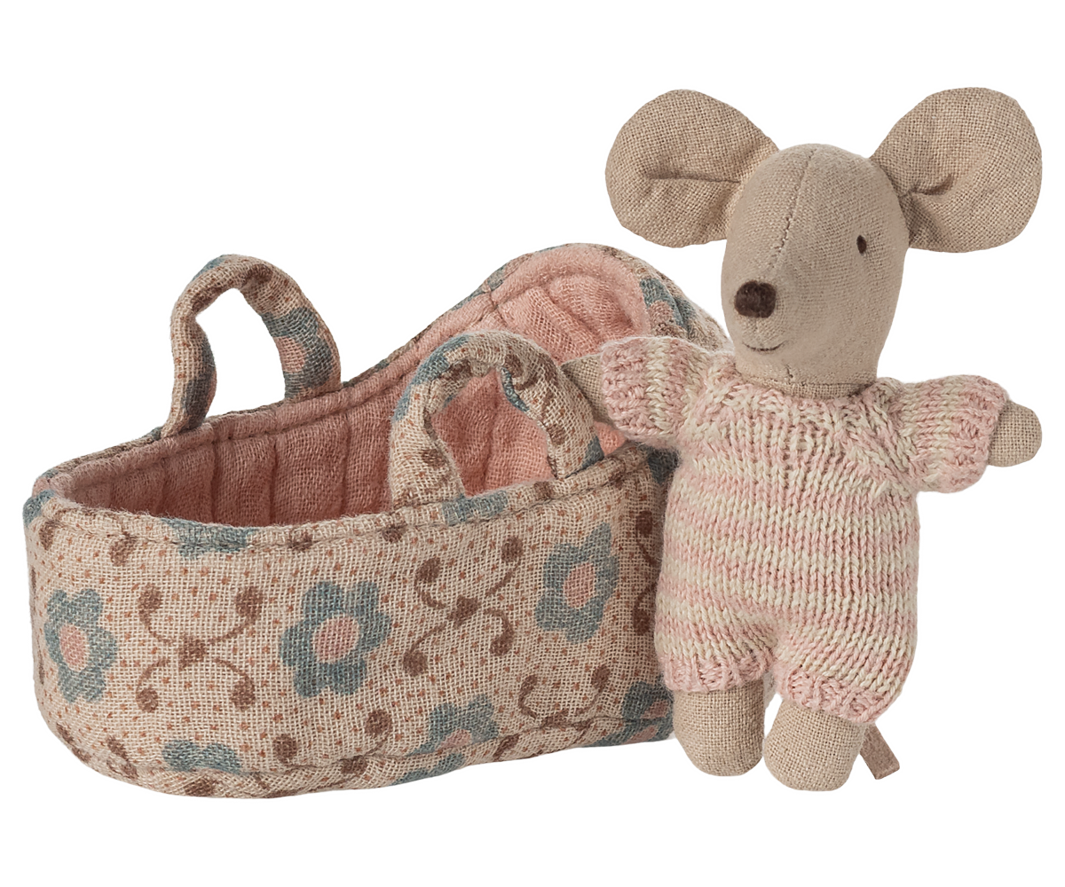 Babymaus in Tragetasche Rosa von Maileg