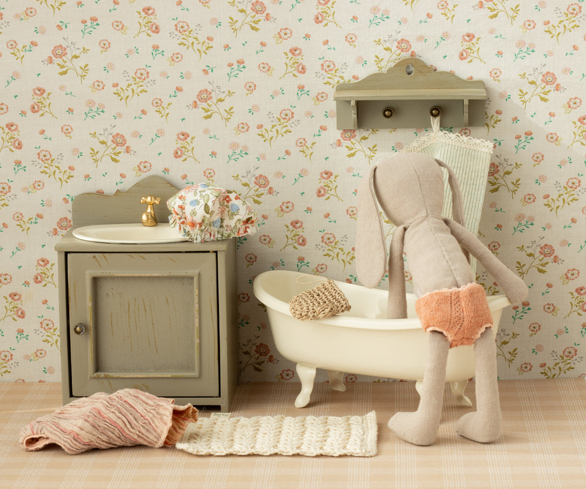 Miniature Badezimmer Waschbecken von Maileg